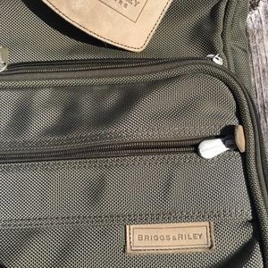 Briggs and Riley Travel Garment Bag